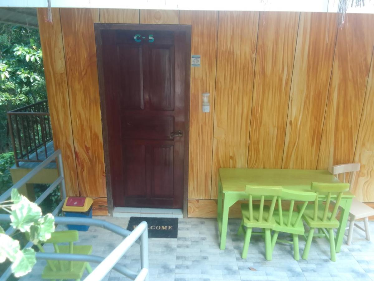 Woodland Inn Ель-Нідо Екстер'єр фото