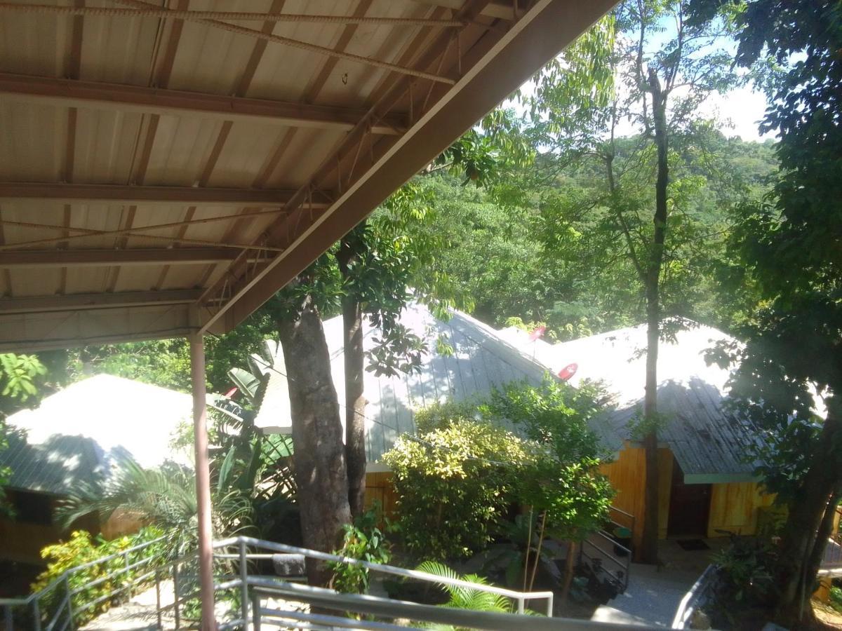 Woodland Inn Ель-Нідо Екстер'єр фото